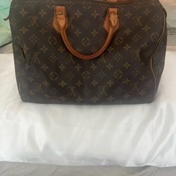 Louis Vuitton Speedy 30 Bag - Picture 4 of 13